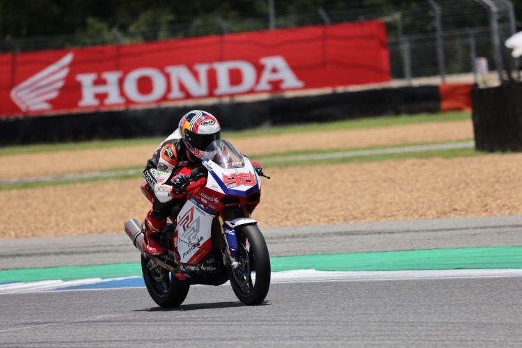 batch_Race-BRIC-สนาม1-19 “ซุป-อนุชา” ควง “ไฮเปค” ประเดิมคว้าชัย BRIC Superbike 2025 สนามแรก