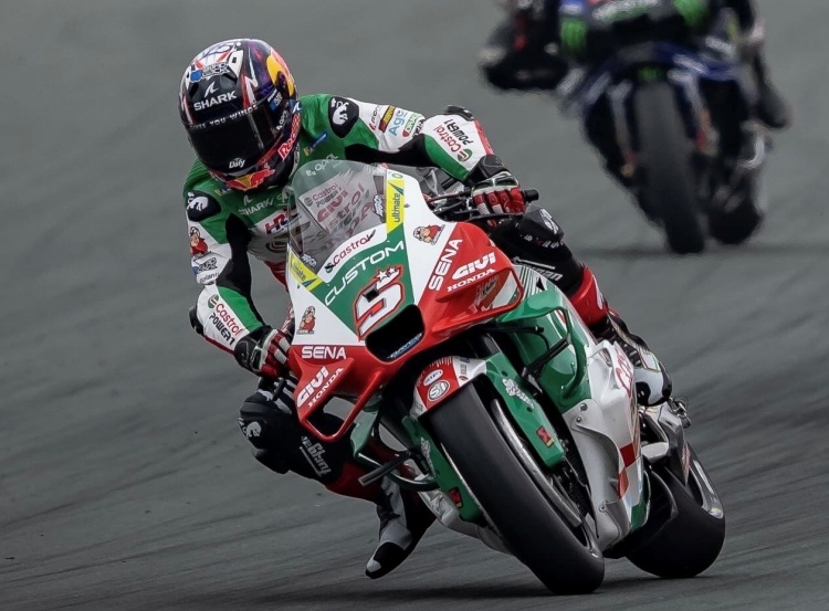 batch_Race-MotoGP-สนาม10-04 “ก้อง-สมเกียรติ” สวมหัวใจนักสู้! คว้าคะแนนแรกของคนไทยในโมโตจีพี ที่แอสเซ่น