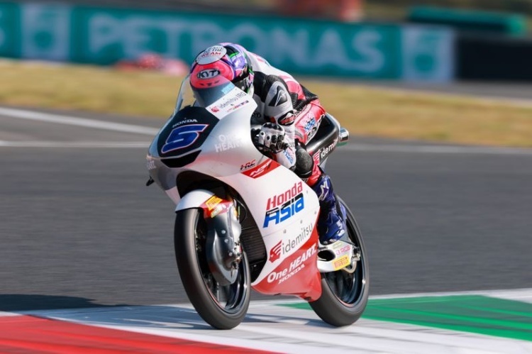 batch_Race-MotoGP-สนาม9-08 “โจอัน เมียร์” ฮึดไล่ไต่อันดับ พา "ฮอนด้า" คว้าอันดับ 11  "ก้อง-สมเกียรติ" เข้าป้ายที่ 18 โมโตจีพี มูเจลโล