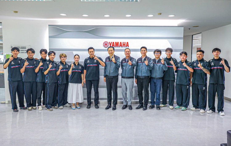 batch_S__548372527 Yamaha เสริมแกร่งนักกีฬาอีสปอร์ตปราสาทสายฟ้าต่อเนื่อง มอบรถ FAZZIO จำนวน 10 คัน