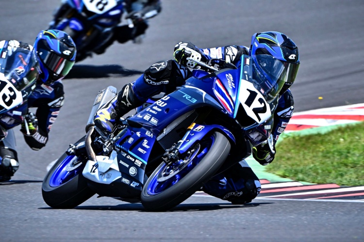 batch_S__549888004 "โอกาดะ" เหมาชัยโฮมเรซ Yamaha R3 BLU CRU 2025 “อาร์ตี้-ธนกฤต" ท็อป 5 ซูโก้