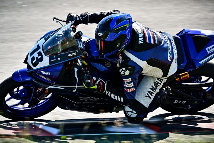 batch_S__549888009 "โอกาดะ" เหมาชัยโฮมเรซ Yamaha R3 BLU CRU 2025 “อาร์ตี้-ธนกฤต" ท็อป 5 ซูโก้