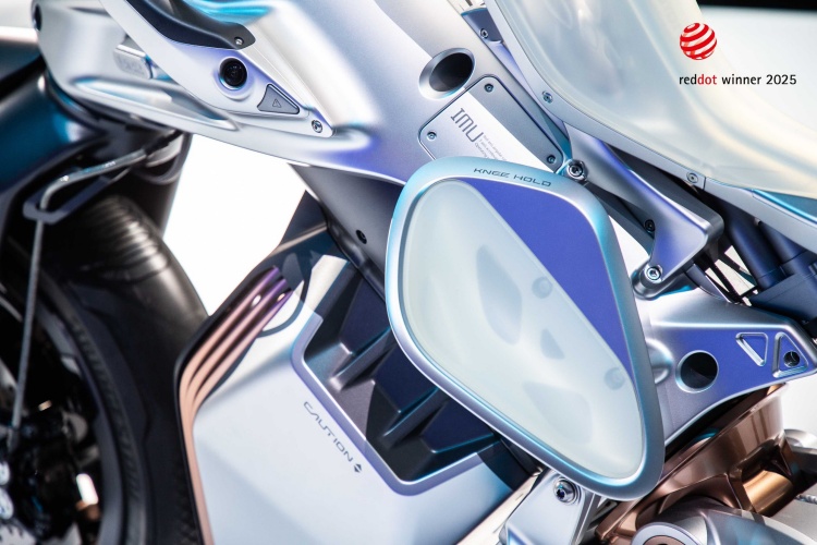 batch_S__549978124 MOTOROiD2 คว้ารางวัล Red Dot Award ด้านการออกแบบนวัตกรรมแนวคิด เป็นครั้งที่ 5 ของยามาฮ่า