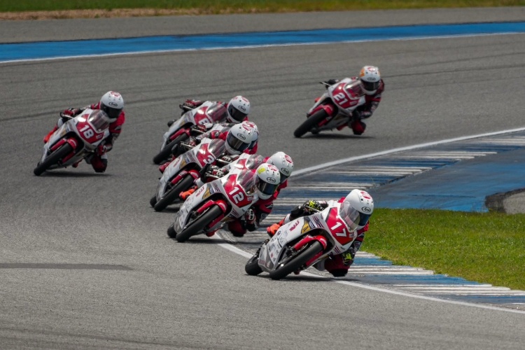 batch_TTC-สนาม2-09 “อิเดมิตสึ ฮอนด้า ไทยแลนด์ ทาเลนต์ คัพ” สนามที่ 2 ระเบิดศึกนักแข่งเยาวชน ดวลความเร็วมาตรฐานระดับโลก