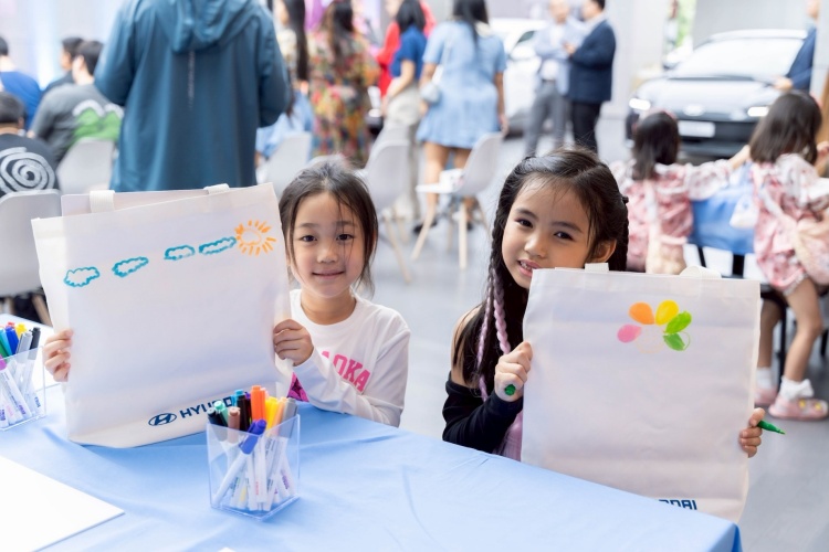 batch_ภาพประกอบข่าว_IONIQ-x-Riety-Love-All-Around_2 IONIQ x Riety ส่งต่อพลังแห่งความรักอันหลากหลายและความความยั่งยืนผ่านงานศิลปะ