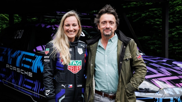 batch_07 Porsche Cayenne Electric พรางตัวทดสอบสมรรถนะและความอเนกประสงค์ก่อนเปิดตัวสู่สาธารณชน