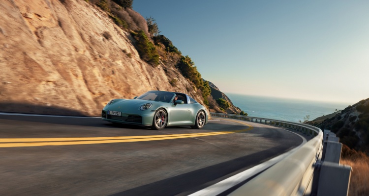 batch_911-Targa-4S Porsche เปิดตัวทัพ New 911 ขับเคลื่อน 4 ล้อ 480 แรงม้า 3 รุ่นใหม่ในไทย