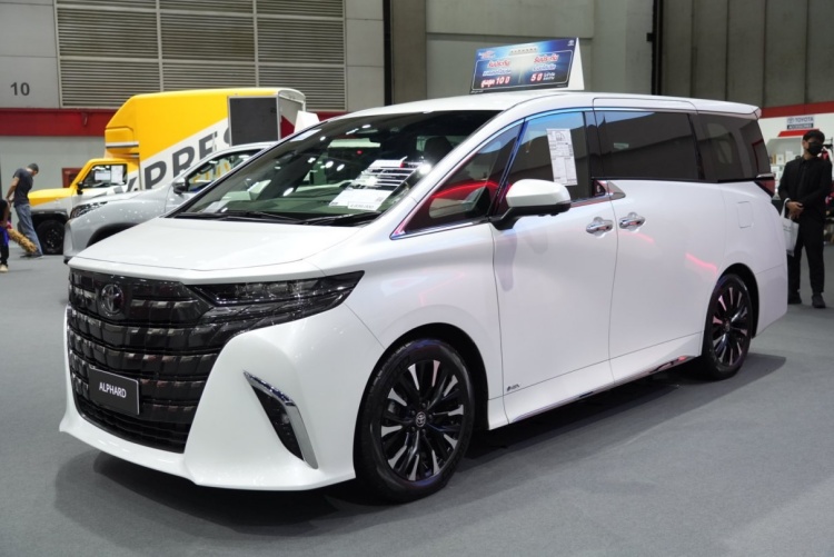 batch_DSC03782 “ข้อเสนอเร้าใจ FAST สุดทุกดีล” ที่บูธ Toyota ในงาน FAST AUTO SHOW THAILAND 2025