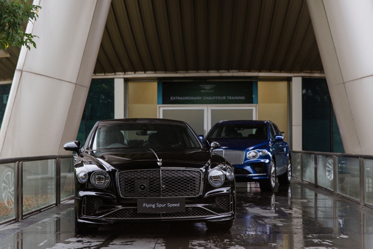 batch_Event-Bentley-extraordinary-chauffeur-training-470-of-473 Bentley Bangkok Extraordinary Chauffeur Training กิจกรรมอบรมการดูแลรักษารถยนต์ระดับไฮเอนด์สำหรับลูกค้าเบนท์ลีย์