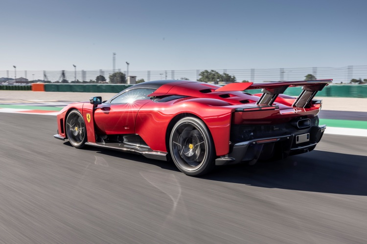 batch_Ferrari_F80_23 MICHELIN Pilot Sport Cup 2 R K1 ยางชั้นเยี่ยมที่พัฒนาขึ้นสำหรับ Ferrari F80 โดยเฉพาะ