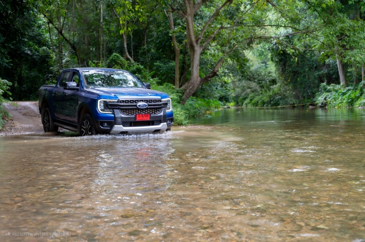 batch_Ford-Ranger-4x4-The-Pick-up-Family-for-Every-Route-4 สัมผัสความแกร่งตัวจริง ฟอร์ด เรนเจอร์ 4x4 พร้อมลุยทุกภารกิจ ดุดันทุกเส้นทางไม่ว่าทำงาน หรือออกทริปผจญภัย