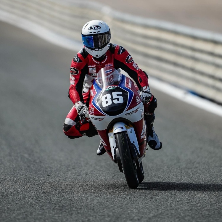 batch_PreJuniorGP-สนาม3-02 “ไม้คิว-เกียรติศักดิ์” พร้อมยกระดับความเร็ว! ลุยศึก “จูเนียร์จีพี” สนาม 3 ที่ ฝรั่งเศส