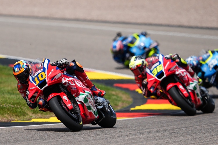 batch_Race-MotoGP-สนาม11-02 “ลูก้า มารินี” พลิกเกมคว้าท็อป 6 โมโตจีพี สนาม 11 ซัคเซนริง