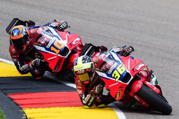 batch_Race-MotoGP-สนาม11-05 “ลูก้า มารินี” พลิกเกมคว้าท็อป 6 โมโตจีพี สนาม 11 ซัคเซนริง