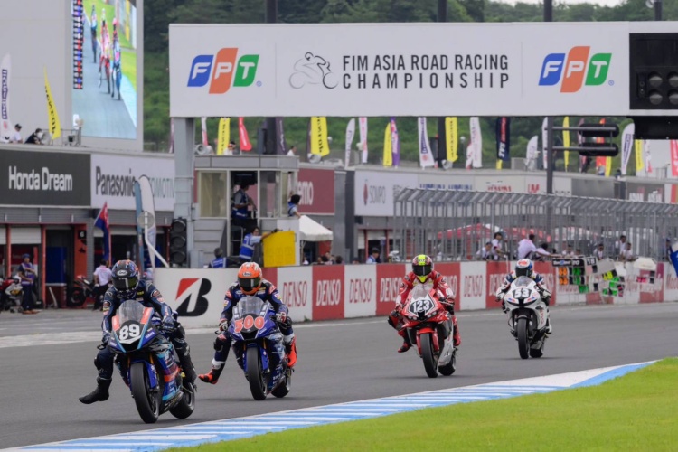 batch_S__552861709 “อนุภาพ” แซงดุเข้าวินเรซแรก ซูเปอร์สปอร์ต “กฤตภัทร” ซิวท็อป 4 “เอเชียโร้ด เรซซิ่ง” ที่ โมเตกิ