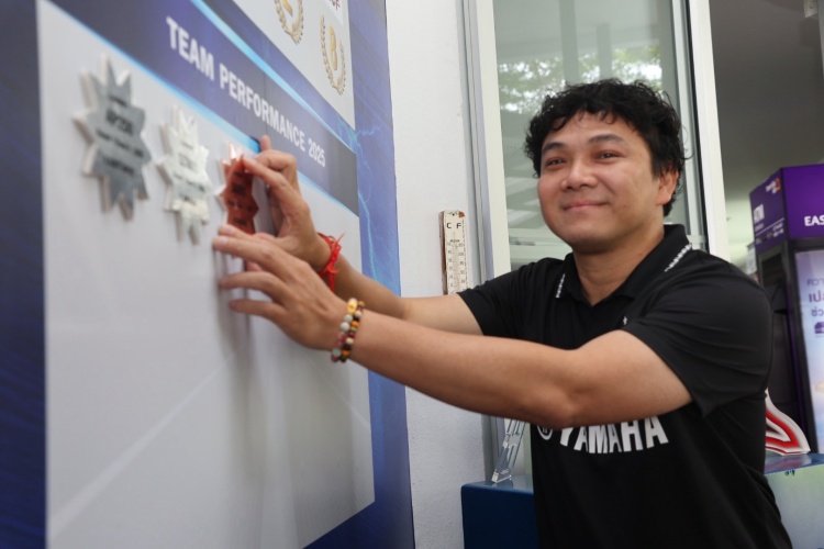 batch_S__553656380 ยามาฮ่าติดดาวทองเข้าหอเกียรติยศ หลัง 2 นักแข่งคว้าชัยการแข่งขันเอเชีย โร้ด สนาม 3 ที่โมเตกิ