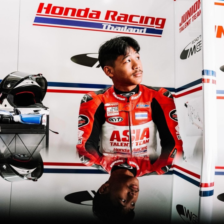 batch_jrgp-สนาม-4-02 "ไม้คิว-เกียรติศักดิ์" บิดไล่แซงสุดมันส์ คว้าแต้ม 2 เรซติด "จูเนียร์จีพี" สนาม 4 อารากอน