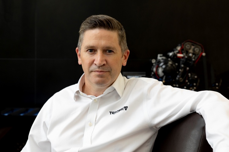 batch_กรรมการตัดสิน_Steve-Sargent เปิดโหวตหาผู้ชนะ! TRIUMPH ORIGINALS 2025 พร้อมประกาศ 5 ผลงานที่ผ่านเข้ารอบสุดท้าย