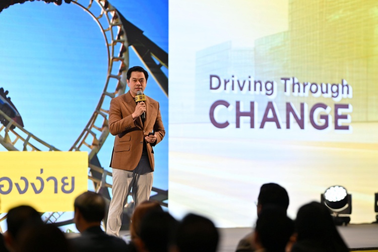 batch_02-ดร.-วิทย์-สิทธิเวคิน Krungsri Auto’s New Car Dealership Executive Forum 2025 สัมมนาวิเคราะห์เทรนด์ครึ่งปีหลัง 2568