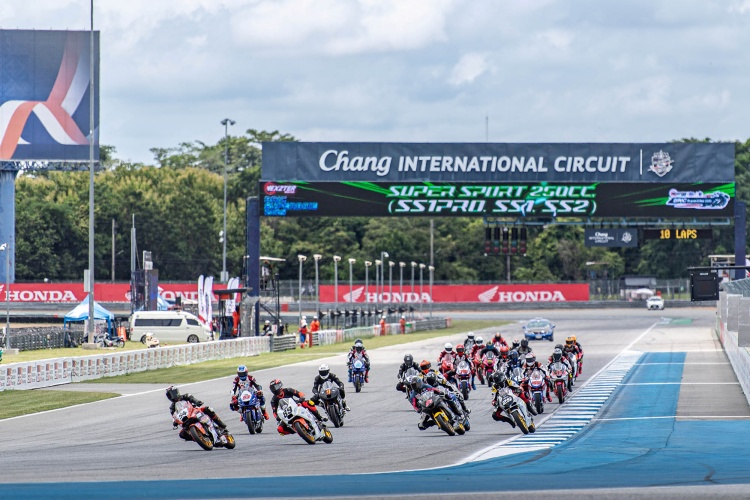 batch_1.ss250-1 มันส์ระดับโลก NEXZTER BRIC Superbike สนาม 2 "แสตมป์" เฉือนคว้าชัย -นทีธาร รับแชมป์สองสนามรวด