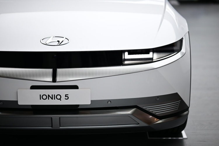 batch_IONIQ-5_5 Hyundai เปิดเกมรุกตลาด EV เต็มสูบ เป็นเจ้าของ IONIQ 5 ง่ายขึ้นด้วยส่วนลดสูงสุด 570,000 บาท