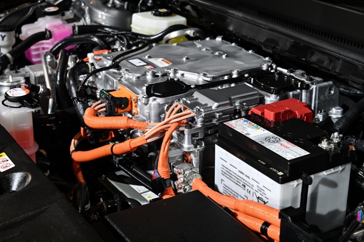 batch_NZ8_5690 Toyota ส่ง 2 รุ่นใหม่ขุมพลังทางเลือก NEW YARIS ATIV HEV ไฮบริดพรีเมี่ยม & New bZ4X เพิ่มรุ่นขับล้อหน้า