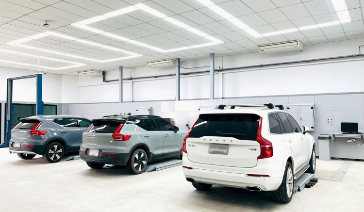 batch_Service-center-Volvo-pattanakarn-2 ศูนย์บริการ Volvo GT Auto พัฒนาการ ฉลองเปิดสาขาใหม่ มอบข้อเสนอสุดพิเศษ “Welcome Home” ลดอะไหล่สูงสุด 20%