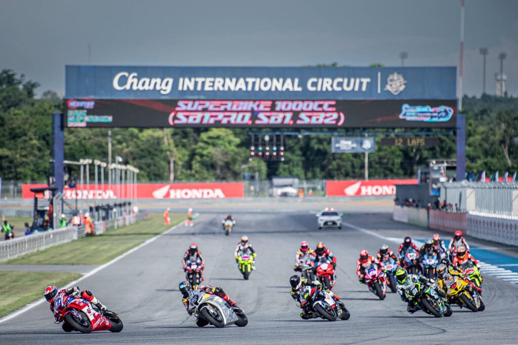 batch_25-1024x682 สู่บัลลังก์แชมป์! NEXZTER BRIC Superbike 2025 สนาม 3 ชิงดำสุดเข้มข้น ระเบิดความมันส์ 26-28 ก.ย. นี้