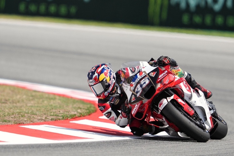 batch_3-ผลแข่ง-MotoGP-สนาม15 “มารินี” จบท็อป 8 โมโตจีพี เก็บแต้มต่อเนื่อง “ก้อง-สมเกียรติ” ฮึดสู้สุดตัวที่บาร์เซโลน่า