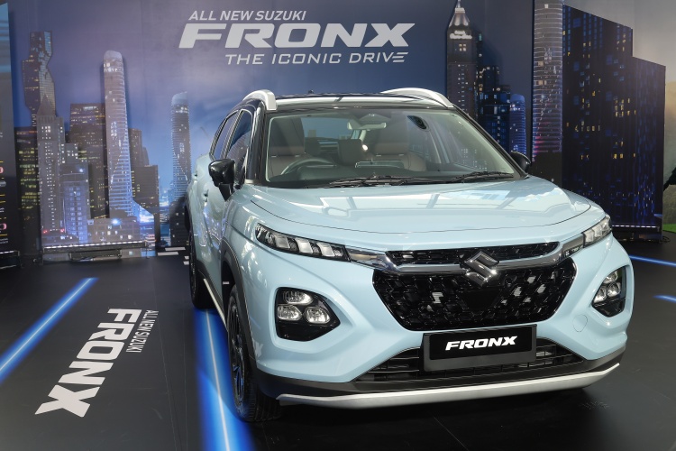 batch_Ice-Grayish-Blue-Metallic-_-Cool-Black-Metallic ALL NEW SUZUKI FRONX เติมเต็มความคุ้มค่าตอบโจทย์ไลฟ์สไตล์อย่างลงตัว
