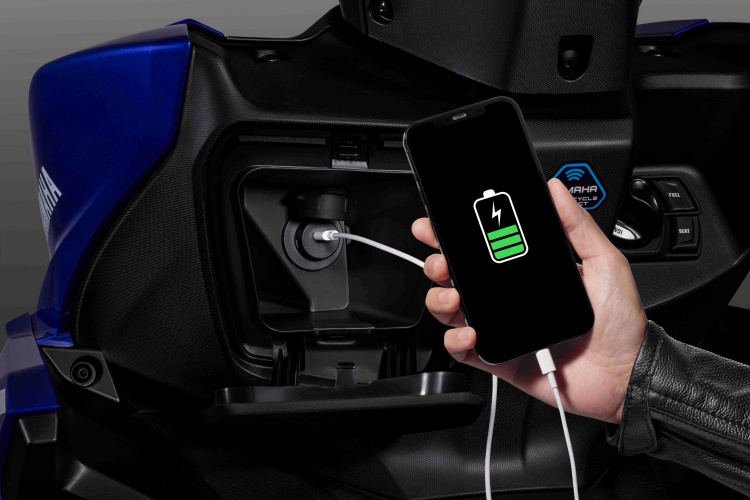 batch_S__565600343 All New YAMAHA AEROX ซูเปอร์สปอร์ตออโตเมติกคลาส 155 cc ดีไซน์ใหม่รอบคันเพื่อคนรุ่นใหม่