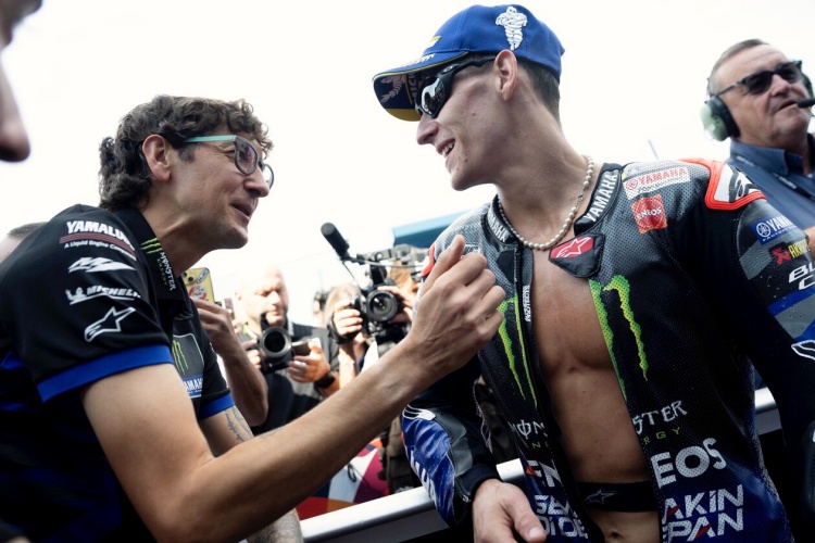 batch_S__566960142 "กวาร์ตาราโร" เค้นสุดพลัง ! คว้าท็อป 8 โมโตจีพี สนาม 16 มิซาโน