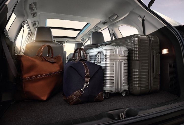 batch_trunk-space NEW TOYOTA INNOVA ZENIX “WE TIME BEGINS” เพิ่มชุดตกแต่งด้านนอก และอุปกรณ์อำนวยความสะดวกครบครัน