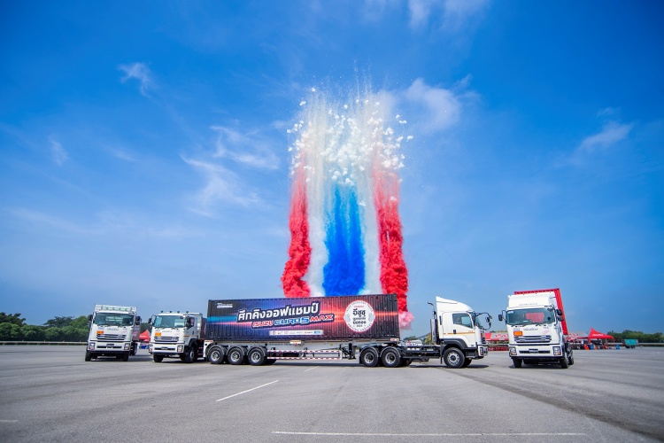 batch_พิธีเปิดการแข่งขันรอบชิงชนะเลิศ-4_re คิงออฟแชมป์ ISUZU EURO 5 MAX ประกาศผลยอดนักขับมือทองประจำปี 2568