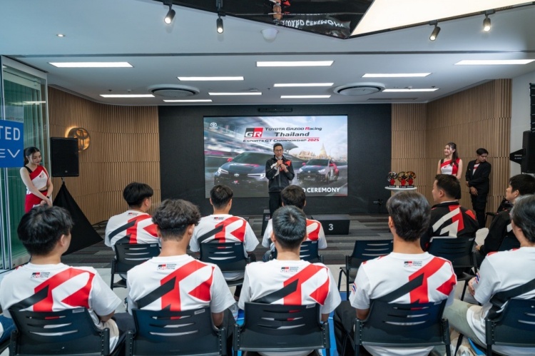 batch_030F125934FD2D82849D0705BFD3CF6BB1A0E24F Toyota ร่วมแสดงความยินดี “ธนภัทร – ไชยภัทร – ไหมจักรี” ผู้ชนะ TOYOTA GAZOO RACING THAILAND ESPORT GT CHAMPIONSHIP 2025