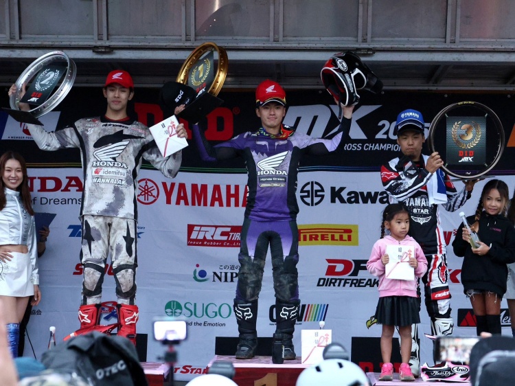 batch_2-ข่าวAll-Japan-Motorcross-นีโม่-จิรัฎฐ์-คว้าที่2 “นีโม่-จิรัฎฐ์” คว้าโพเดียมแรกในศึก All Japan Motocross Championship สนามที่ 6