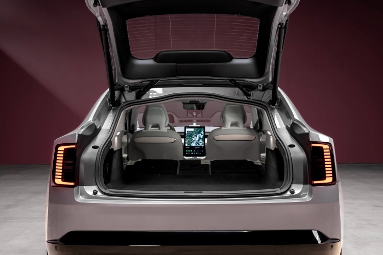 batch_342399_Volvo_ES90_Exterior Volvo ES90 ยนตรกรรมไฟฟ้าสุดล้ำ เปิดตัวครั้งแรกในประเทศไทยที่แรกของเอเชีย