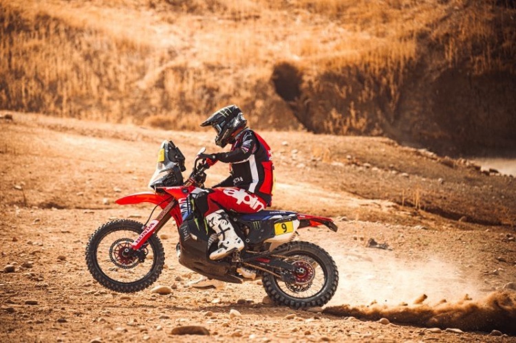 batch_4-ข่าว-RALLY-สนามที่-5 Honda CRF450 RALLY แข็งแกร่งเหนือชั้น “ริกกี้ บราเบค” คว้าชัยเปิดการแข่งขันที่โมร็อคโก