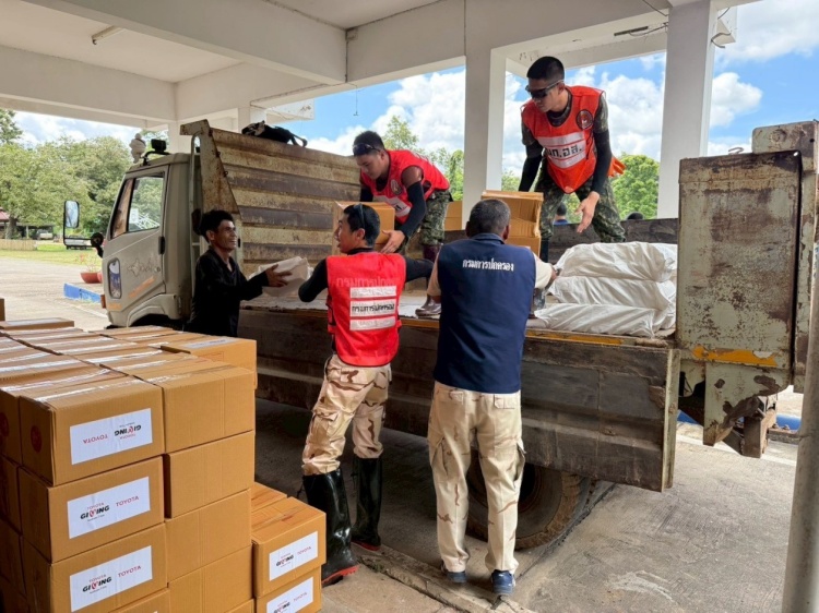 batch_4 Toyota เดินหน้าช่วยเหลือผู้ประสบอุทกภัย ในจังหวัดอุตรดิตถ์ และจังหวัดเพชรบูรณ์