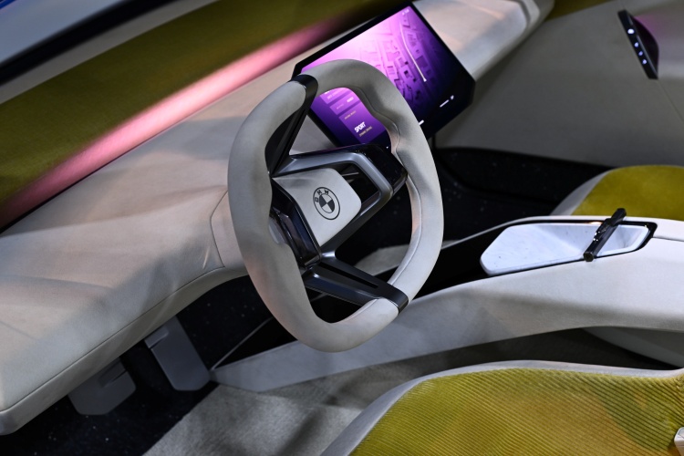 batch_BMW-Vision-Neue-Klasse-1045 BMW Vision Neue Klasse ชวนแฟน ๆ ชาวไทย ร่วมสัมผัสอนาคตโลกยานยนต์ที่ชาญฉลาดและยั่งยืน