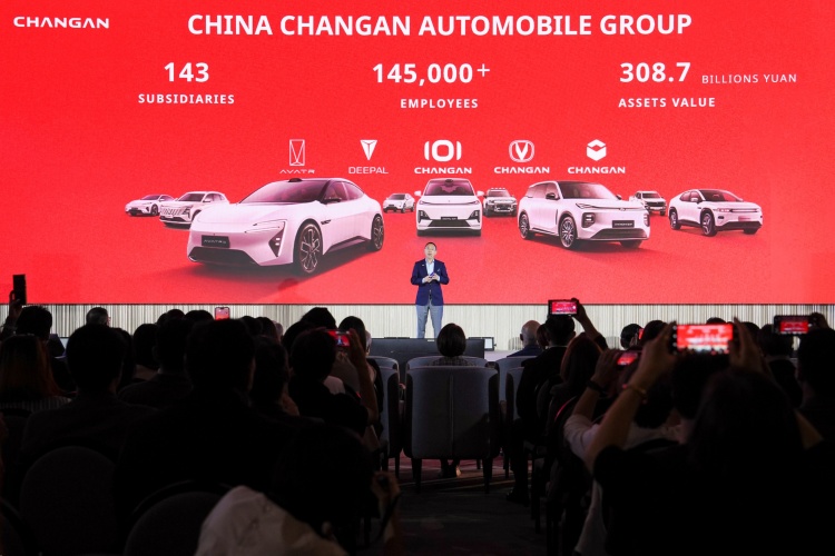 batch_CHANGAN-Thailand-2025-Press-Conference-9 CHANGAN เดินหน้ากลยุทธ์ ‘In Thailand, For Thailand’ สานต่อความสำเร็จและความเป็นผู้นำในตลาดรถยนต์ไฟฟ้าพรีเมียม