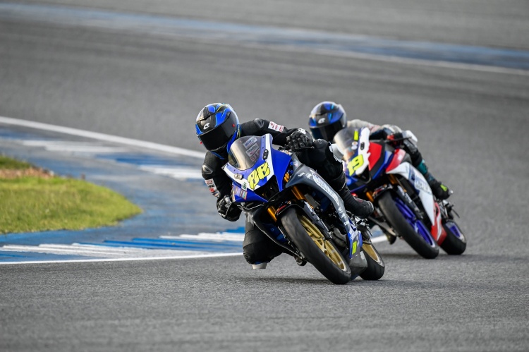 batch_S__574242847 ณัฐสิทธิ์ โลจิสติกส์ มุกดาหาร คว้าชัยโมโตชาเลนจ์ ซีซัน 10 ประเดิม เรซ 1 สนามสุดท้ายของฤดูกาล 2025 ที่ช้างฯ