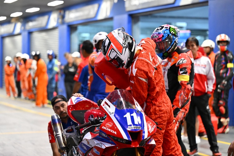 batch_18.เอ็นดูร้านซ์ “NEXZTER BRIC Superbike” เช็กอินชิงดำสนามสุดท้าย นักบิดเวิลด์คลาสโผล่เซอร์ไพรส์ "แสตมป์" คว้าโพลรุ่นใหญ่