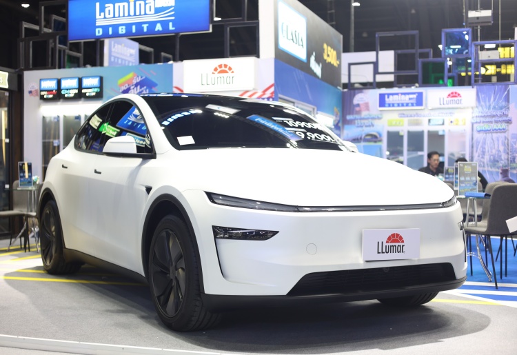 batch_4-4 Lamina Film นำเสนอผลิตภัณฑ์ฟิล์มกรองแสงที่ให้ค่า TSER ที่ดีที่สุดในงาน Motor Expo 2025