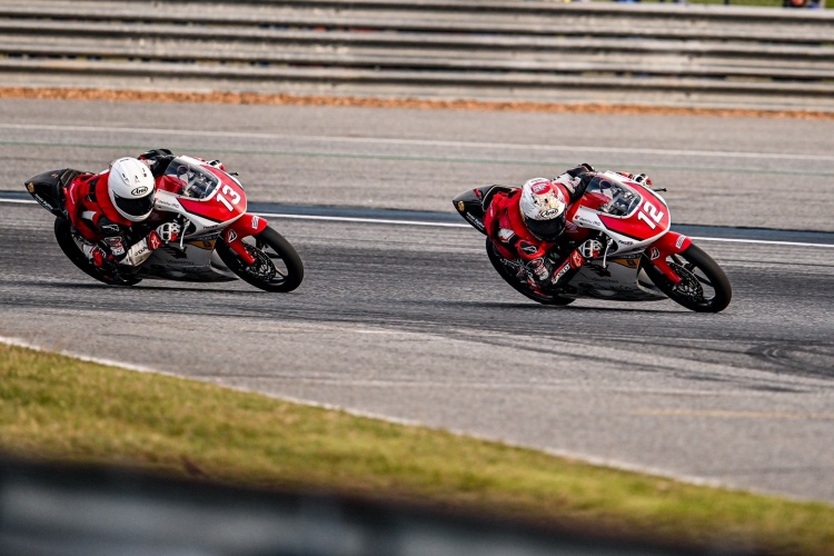 batch_4-ข่าว-Thailand-Talent-Cup-สนามสุดท้าย “เฟอร์-ปัญจรุจน์” โชว์ฟอร์มเด่น! คว้าดับเบิ้ลวินเนอร์ พร้อมครองแชมป์ ศึก Idemitsu Honda Thailand Talent Cup 2025