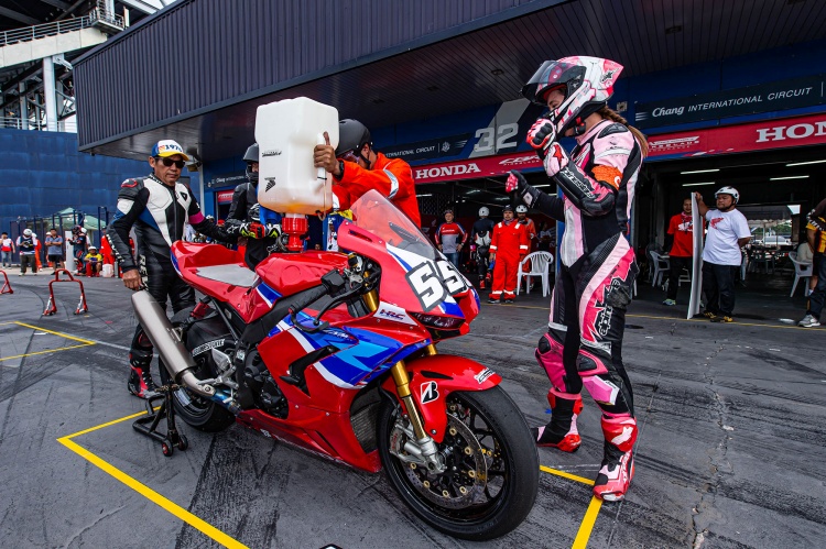 batch_5-2-เอ็นดูรานซ์-แพร-ทวินนันท์ เดิมพัน "บัลลังก์แชมป์" ประเทศไทย! NEXZTER BRIC Superbike 2025 ชิงดำสนาม 4 ดวล 2 เรซตัดสิน