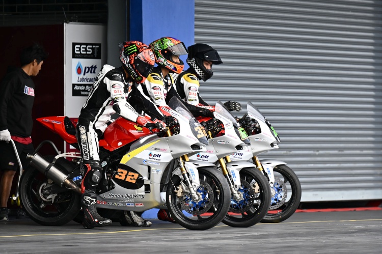 batch_5-2 “NEXZTER BRIC Superbike” เช็กอินชิงดำสนามสุดท้าย นักบิดเวิลด์คลาสโผล่เซอร์ไพรส์ "แสตมป์" คว้าโพลรุ่นใหญ่