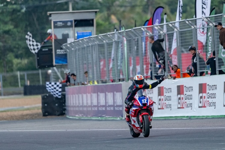 batch_5-ข่าว-เอ็นดูรานซ์-Honda-เหมาโพเดียม ทัพ Honda CBR1000RR-R ประเดิมคว้าแชมป์–เหมาโพเดียม ศึกซูเปอร์สต็อก เอ็นดูรานซ์ ครั้งแรกที่สนามช้างฯ