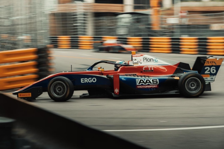 batch_LINE_ALBUM_Photo-Tern_Macau-Grand-Prix-2025_251124_11 “เติ้น ทัศนพล” ประเดิมศึก Macau GP 2025 ครั้งแรก เดินหน้าลับคมฝีมือก่อนก้าวสู่ F2 ปี 2026