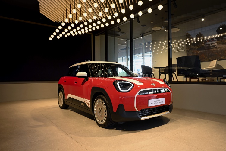 batch_MINI-Aceman-Hightrim-3000 ไฮไลท์จาก BMW, MINI, BMW Motorrad ในงานมหกรรมยานยนต์ ครั้งที่ 42